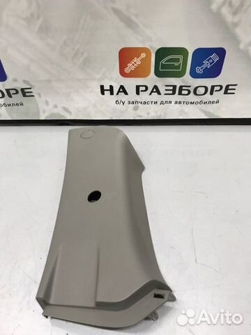 Накладка на стойку внутренняя задняя правая