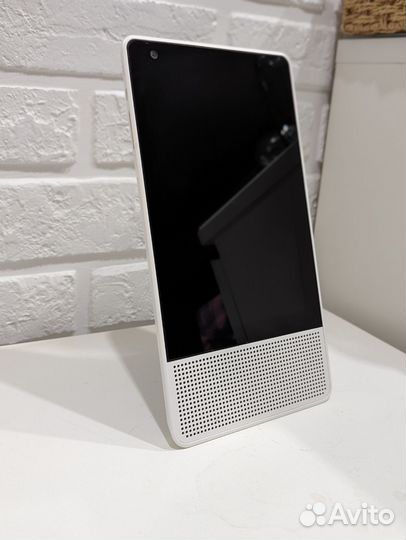 Умный дисплей Lenovo 8