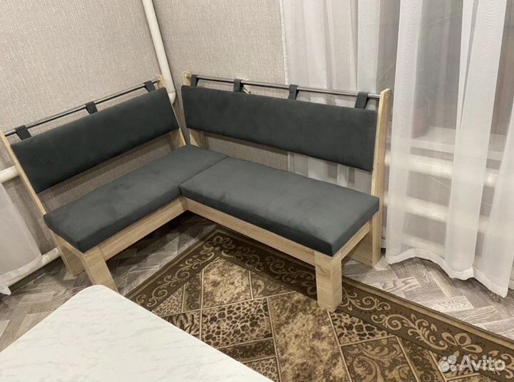 Кухонный уголок новый