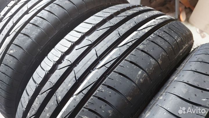 Ikon Tyres Autograph Aqua 3 225/55 R16 99W