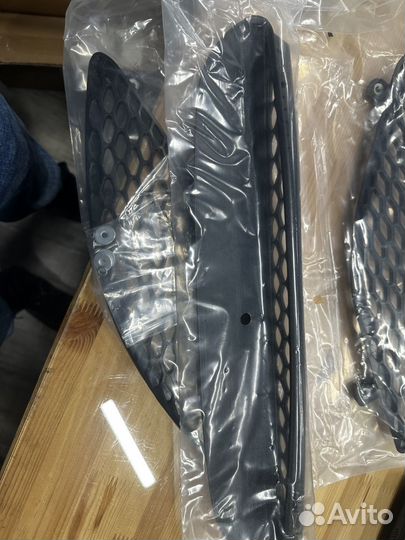 Решетки на капот додж charger srt