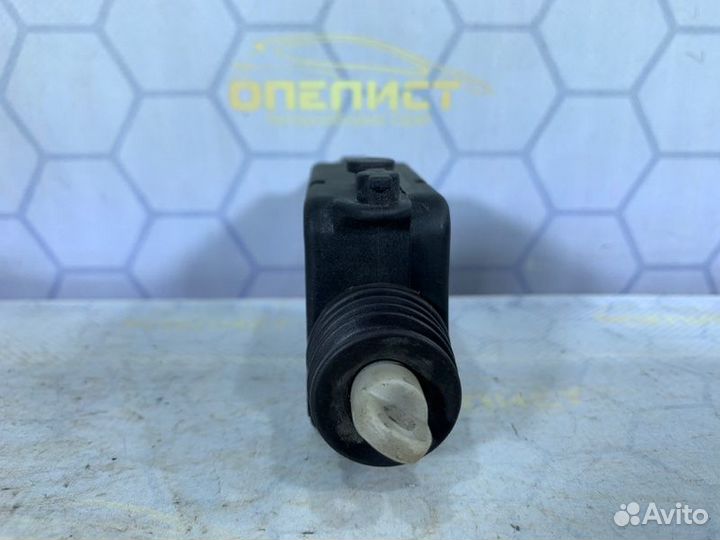 Активатор замка багажника Opel Vectra B 1996