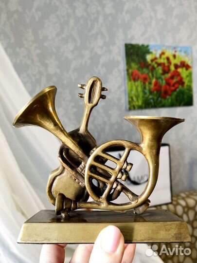 Подставки для книг