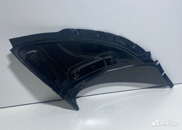 Крыло McLaren 650s carbon fairing