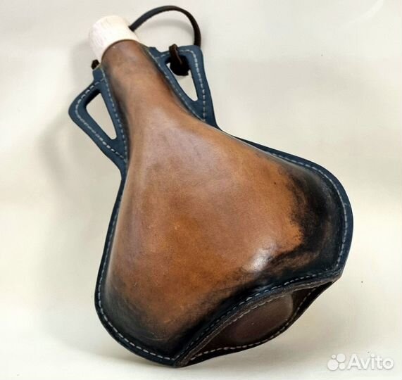 Фляга кожаная