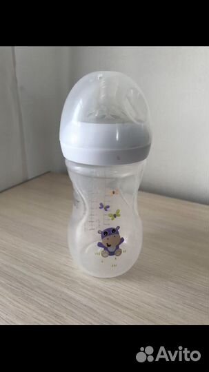 Молокоотсос авент с бутылочкой