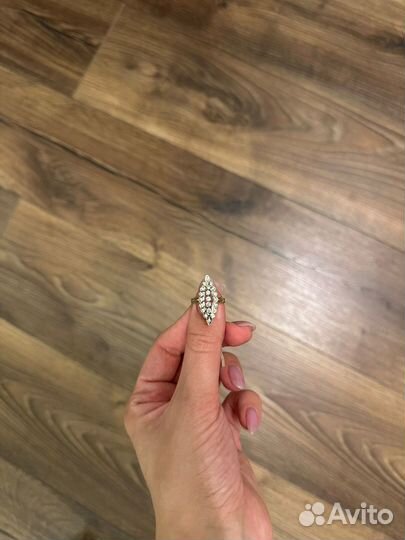 Кольцо с бриллиантами