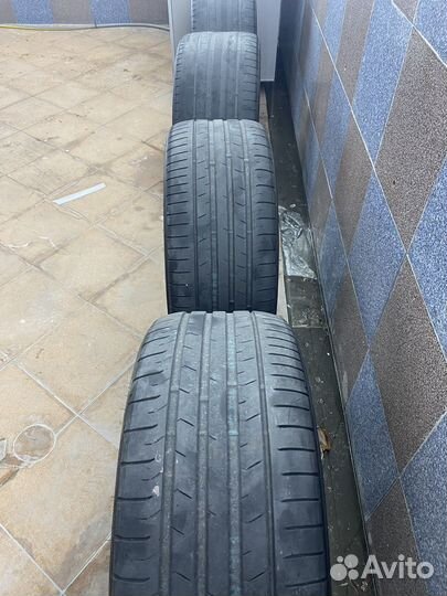 Toyo Proxes T1 Sport 245/40 R19 и 275/35 R19
