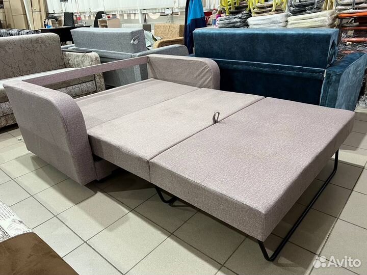 Диван чебурашка