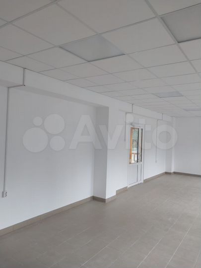 Торговая площадь, 2200 м²