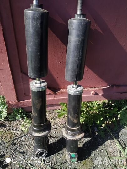 Амортизаторы задние на toyota corolla Е120