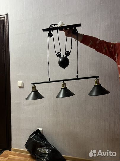 Люстры и светильники