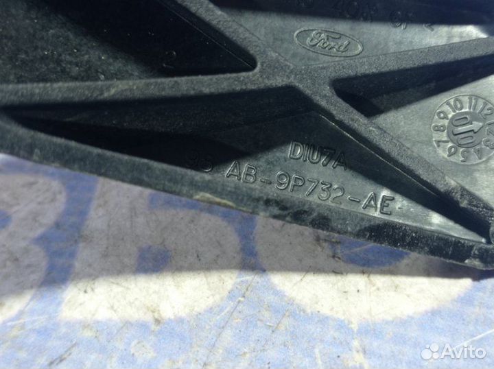 Педаль газа Ford Focus 1 седан 2004