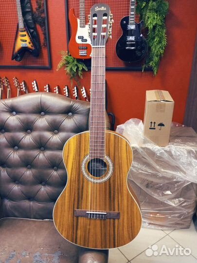 Классическая гитара sevillia
