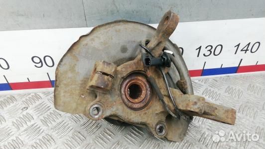 Ступица передняя левая citroen C-crosser (LEA01K90