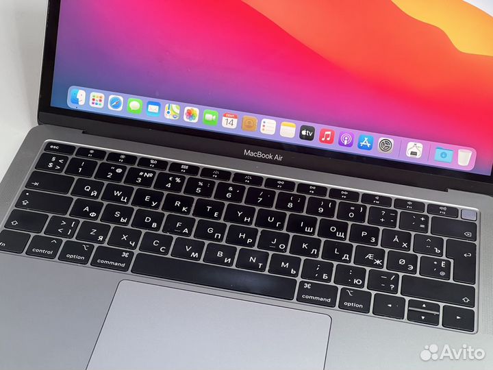 Apple MacBook Air 13 2019 i5-2ядра/16/512