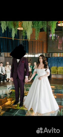 Свадебное платье 42 44 бу