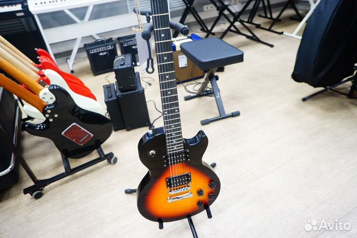 Электрогитара / Комплект