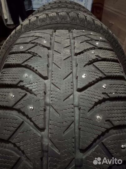 Зимняя резина r16 215 60