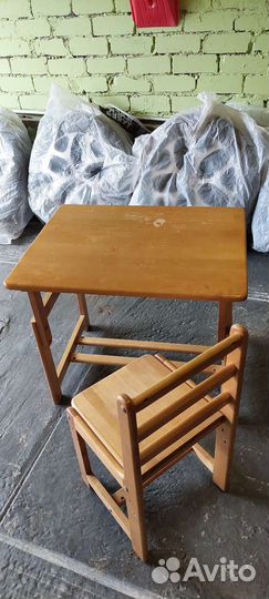 Детский стол и стул