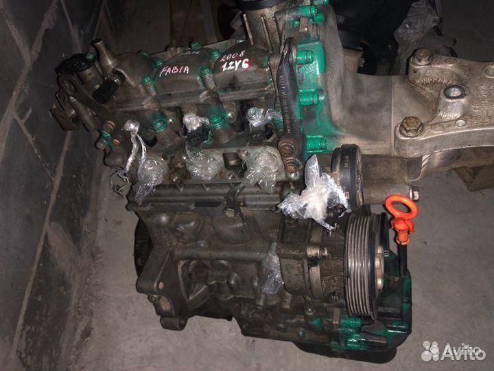 Двигатель Skoda Fabia chfa AWY 2008