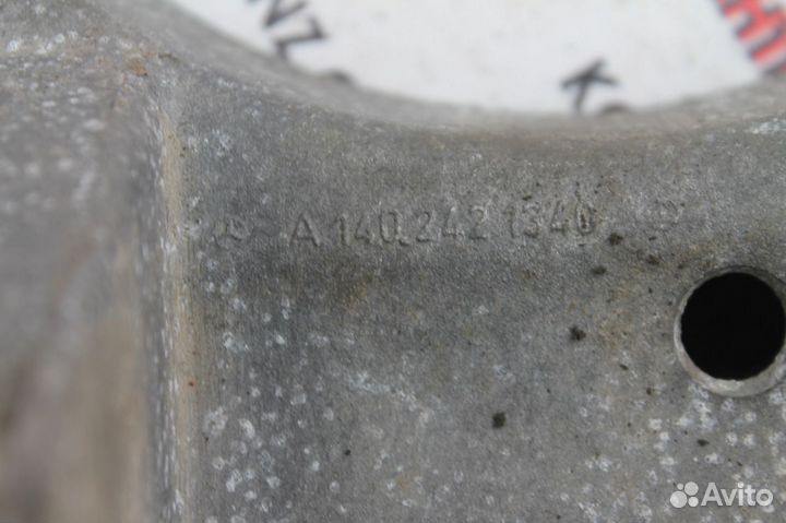 Кронштейн кпп W140 Mercedes