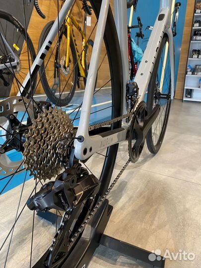 Шоссейный велосипед aurum Essentia Shimano Ultegra