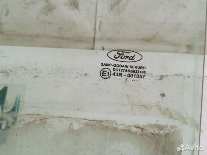 Стекло двери задней правой Ford Focus II универсал