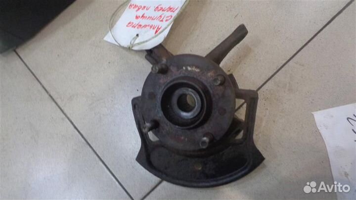 Кулак поворотный передний левый Nissan Almera Cla