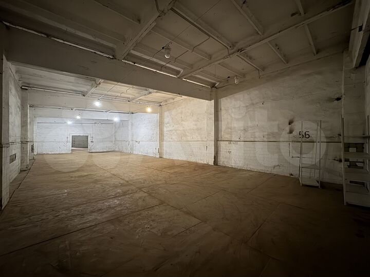 Склад, 443.7 м²
