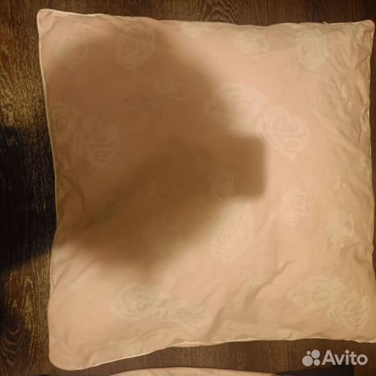 Подушка для кровати