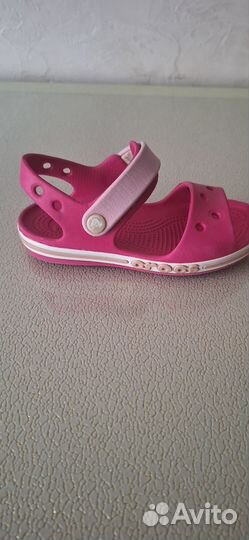 Сандалии crocs c11