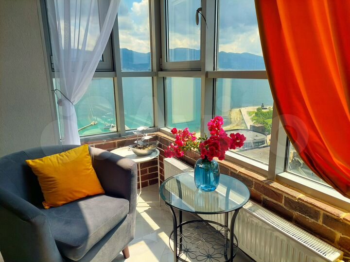 Квартира-студия, 33 м², 17/20 эт.