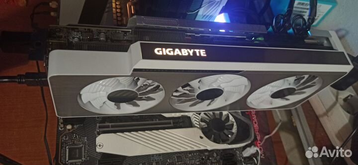 Gigabyte RTX 3070 Ti vision OC белая красотка