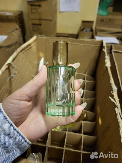 Флаконы для духов спреем (оптом)