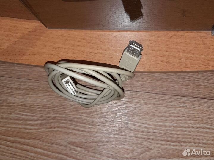 Кабель для компьютера