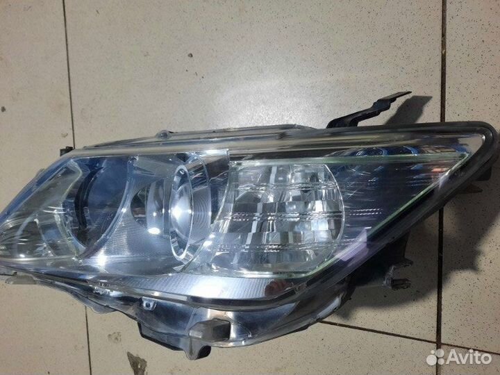 Фара ксенон передняя левая Toyota Camry V50 2012