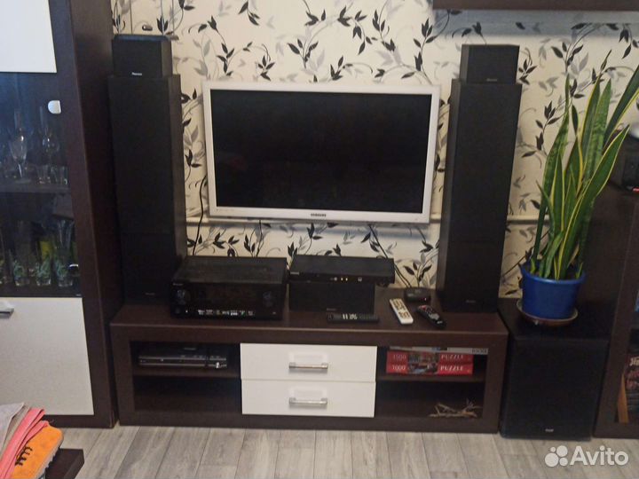 Комплект акустики 5.1 с ресивером