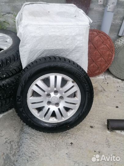 Nexen Winguard 215/65 R16