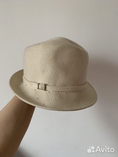 Шляпа с полями белая 100 шерсть
