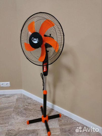 Вентилятор напольный новый в коробке