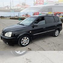 Kia Carens 2.0 MT, 2006, 320 000 км, с пробегом, цена 690 000 руб.