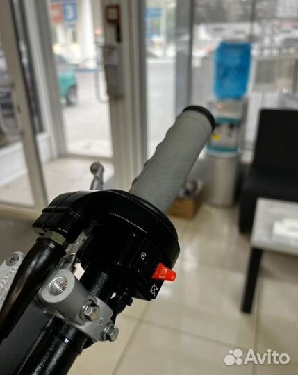 Avantis A6 motard (CBS300/ZS174MN-3S)эптс