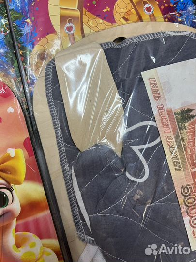 Подарочный набор 5в1 доска с прихватками