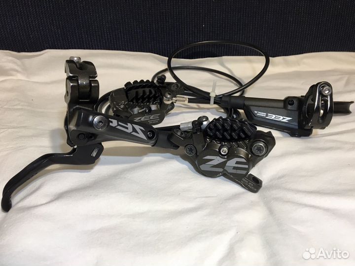 Тормоза Shimano Zee Bl M640, Br M640