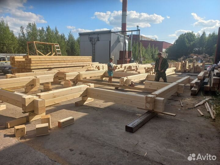 Срубы домов из бруса