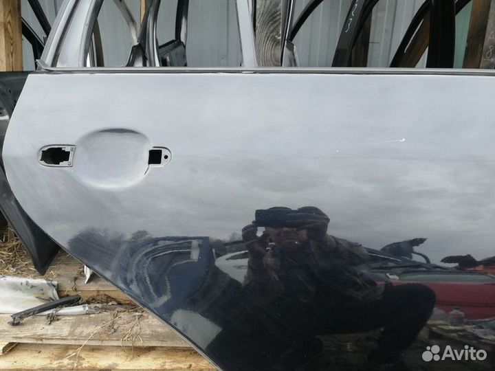 Дверь задняя правая Volkswagen Golf Plus