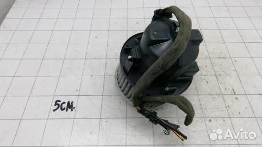 Моторчик печки volvo V60 1 (87Y01KK01)