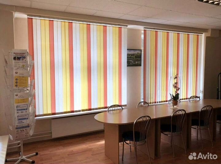 Жалюзи (рулонные, вертикальные, горизонтальные)