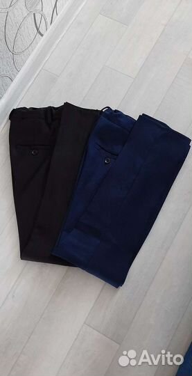 Продам 2-е школьных брюк